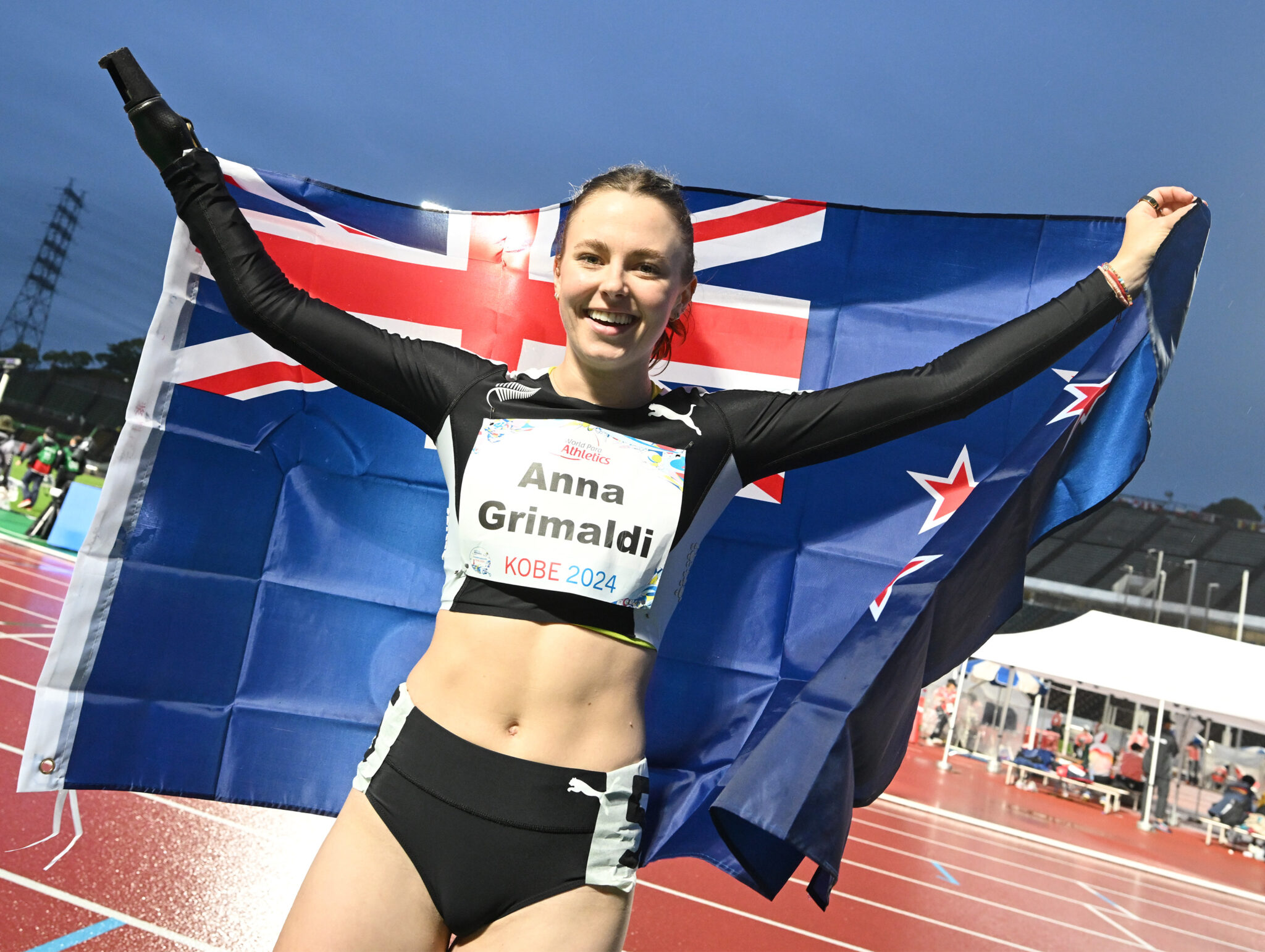 Grimaldi blitzes to Para Worlds 100m bronze